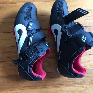 Peloton size 42 shoes